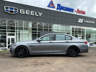 2013 BMW 5 серии 528i xDrive VI (F10/F11/F07), серый, 1350000 рублей, вид 2