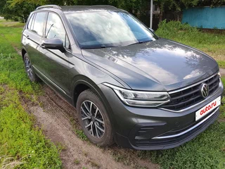 2021 Volkswagen Tiguan II Рестайлинг, серый, 3200000 рублей, вид 3