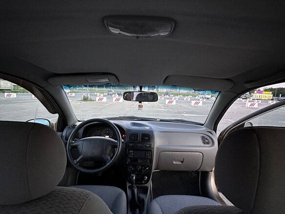 2002 Kia Rio I, бежевый, 200000 рублей - вид 9