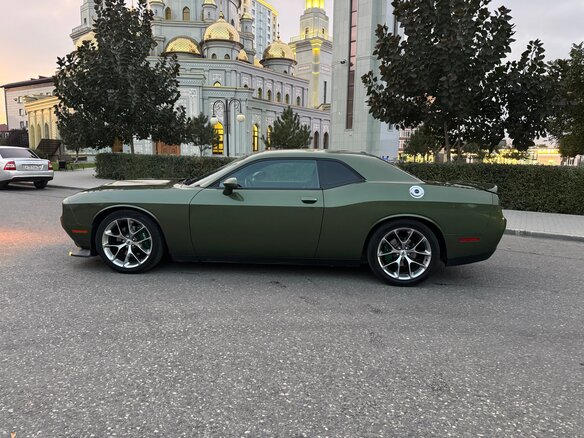2021 Dodge Challenger III Рестайлинг 2, зелёный, 2150000 рублей - вид 13