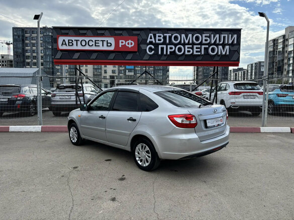 2015 Lada (ВАЗ) Granta I, серебристый, 328000 рублей - вид 16