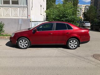 2007 Volkswagen Jetta V, красный, 570000 рублей, вид 4