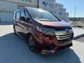 2018 Honda Stepwgn Spada V Рестайлинг, красный, 2750000 рублей - вид 4