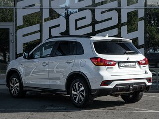 2019 Mitsubishi ASX I Рестайлинг 2, белый, 2220000 рублей, вид 2