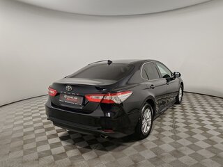 2021 Toyota Camry VIII (XV70), чёрный, 2175000 рублей, вид 5