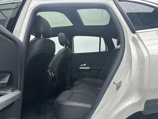 2022 Mercedes-Benz GLA 180 II (H247), белый, 2780000 рублей, вид 4