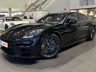 2026 Porsche Panamera Turbo S E-Hybrid III, чёрный, 19200009 рублей, вид 1
