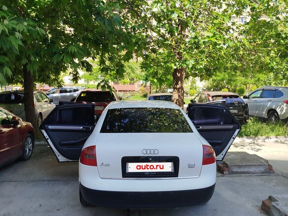 1997 Audi A6 II (C5), белый, 330000 рублей - вид 4