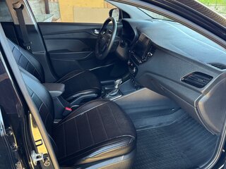 2022 Hyundai Solaris II Рестайлинг, чёрный, 1980000 рублей, вид 5