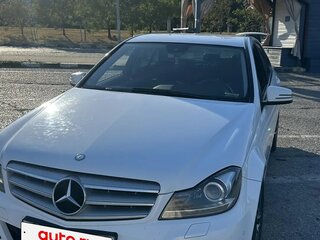 2013 Mercedes-Benz C-Класс 180 III (W204) Рестайлинг, белый, 1070000 рублей, вид 1
