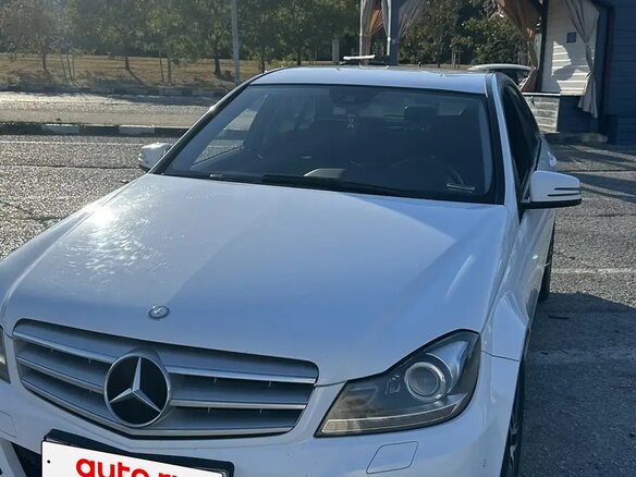 2013 Mercedes-Benz C-Класс 180 III (W204) Рестайлинг, белый, 1070000 рублей