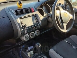 2005 Honda Fit I, серый, 420000 рублей, вид 4