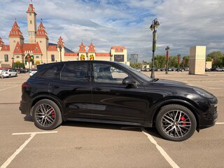 2015 Porsche Cayenne GTS II Рестайлинг (958), чёрный, 4270000 рублей, вид 5