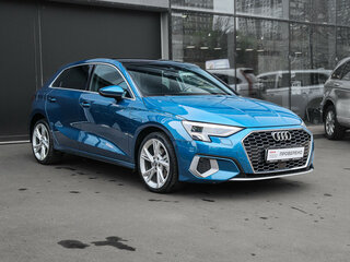 2020 Audi A3 Sportback 35 TFSI IV (8Y), синий, 2690000 рублей, вид 3