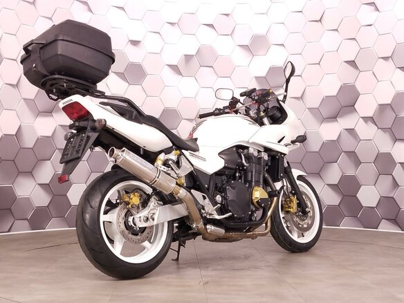 2011 Honda CB 1300, белый, 777000 рублей - вид 6