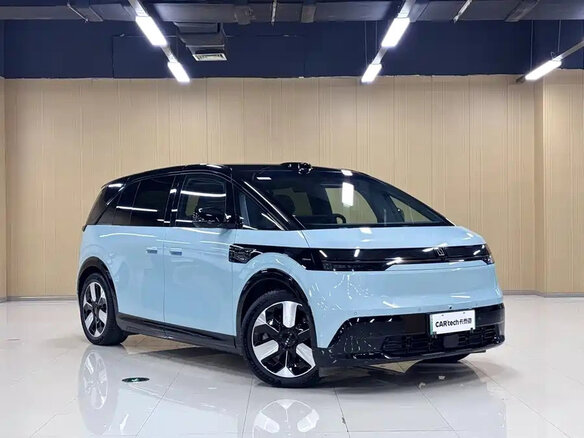 2026 Zeekr Mix 76 kWh, голубой, 5900110 рублей - вид 1