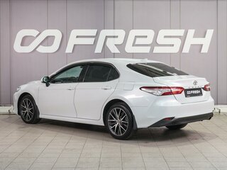 2021 Toyota Camry VIII (XV70) Рестайлинг, белый, 3449000 рублей, вид 2