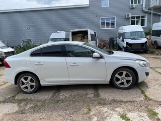 2011 Volvo S60 II, белый, 750000 рублей, вид 4