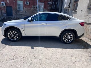 2019 BMW X6 30d II (F16), белый, 4870000 рублей, вид 3