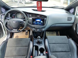 2015 Kia Ceed GT I Рестайлинг, белый, 877000 рублей, вид 5