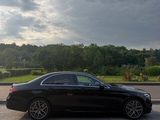 2021 Mercedes-Benz E-Класс 200 V (W213, S213, C238) Рестайлинг, чёрный, 3980000 рублей, вид 4