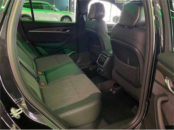 2026 Geely Monjaro I, чёрный - вид 12