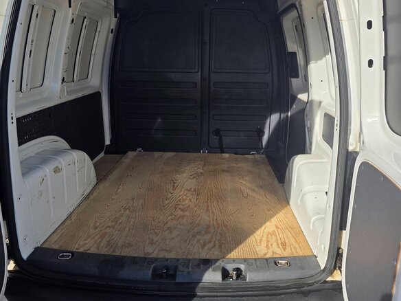 2014 Volkswagen Caddy III Рестайлинг, белый, 1200000 рублей - вид 2