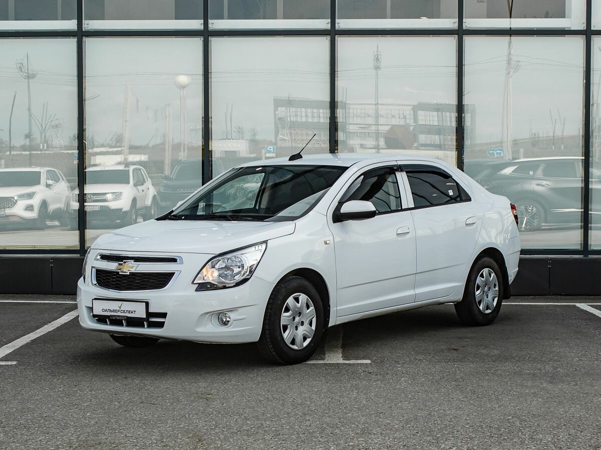 Открыть фотографии: Chevrolet Cobalt II Рестайлинг