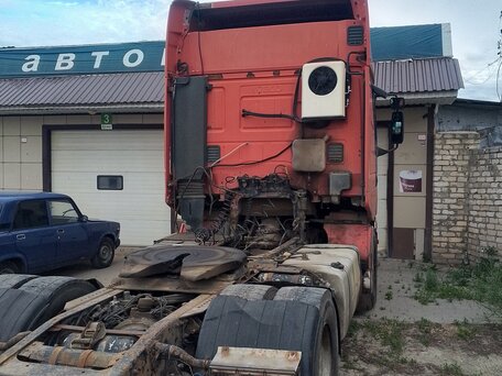 1999 Iveco EuroStar, красный, 1050000 рублей, вид 2