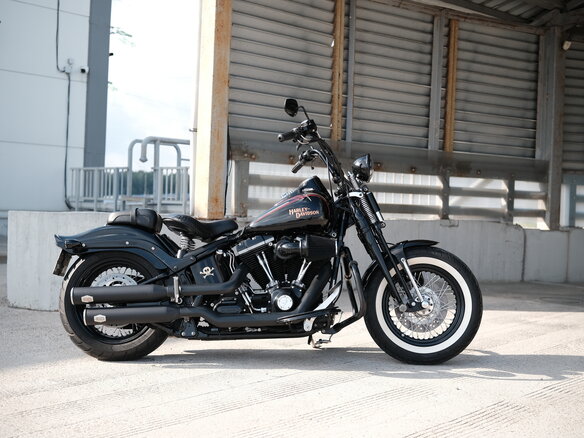 2010 Harley-Davidson Cross Bones, чёрный, 1750000 рублей