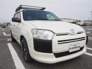 2022 Toyota Probox I Рестайлинг, белый, 1100000 рублей, вид 4