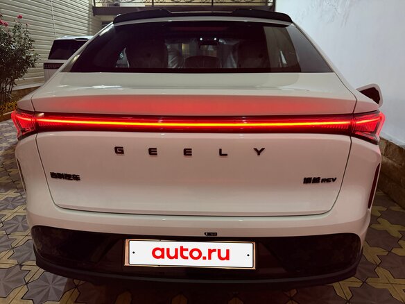2026 Geely Boyue REV 50 kWh, белый, 2240000 рублей - вид 10