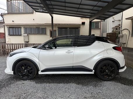 2023 Toyota C-HR I Рестайлинг, белый, 1725000 рублей, вид 5