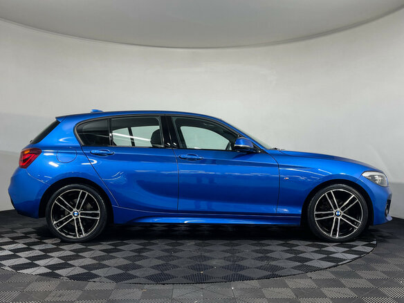 2019 BMW 1 серии 118i II (F20/F21) Рестайлинг 2, синий, 2397000 рублей - вид 5
