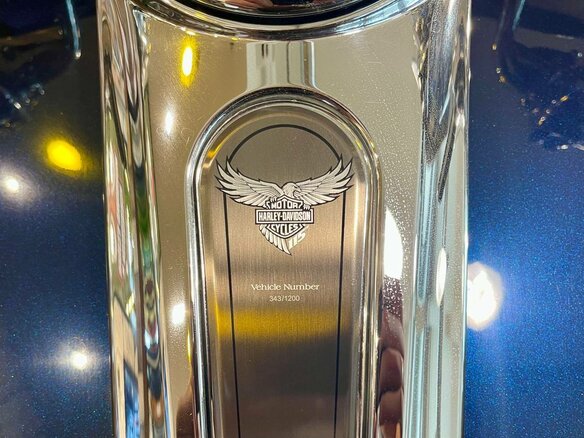 2018 Harley-Davidson CVO Limited, синий, 3500000 рублей - вид 15