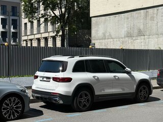 2020 Mercedes-Benz GLB 250 I (X247), белый, 3600000 рублей, вид 2