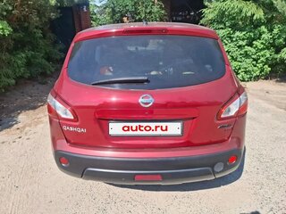 2010 Nissan Qashqai I Рестайлинг, красный, 1300000 рублей, вид 3