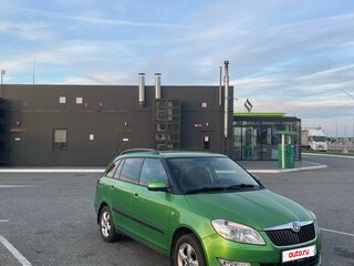 2011 Skoda Fabia II Рестайлинг, зелёный, 950000 рублей, вид 3