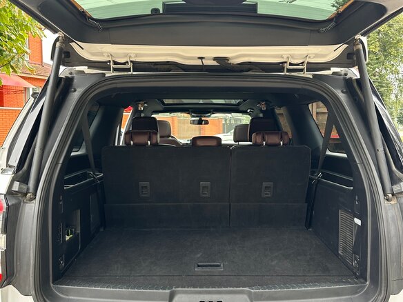 2022 Ford Expedition IV Рестайлинг, белый, 10000000 рублей - вид 19