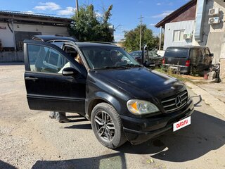2002 Mercedes-Benz M-Класс 320 I (W163) Рестайлинг, чёрный, 780000 рублей, вид 2