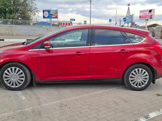 2012 Ford Focus III, красный, 770000 рублей, вид 3