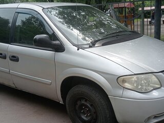 2004 Dodge Caravan 4-speed IV, серебристый, 530000 рублей, вид 2
