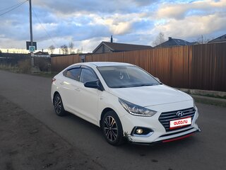 2017 Hyundai Solaris II, белый, 1400000 рублей, вид 3