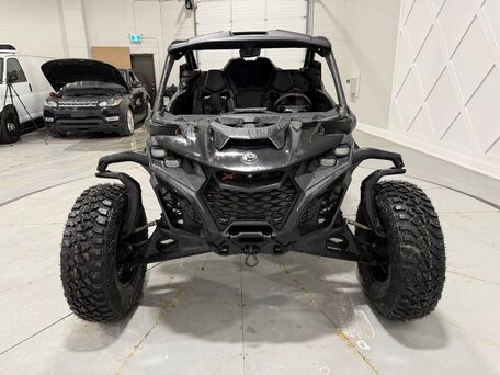 2026 BRP Can-Am Maverick R X RS SAS, чёрный, 5000000 рублей, вид 2