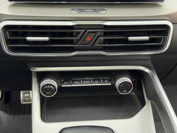 2022 Geely Coolray I, красный, 1700000 рублей - вид 23