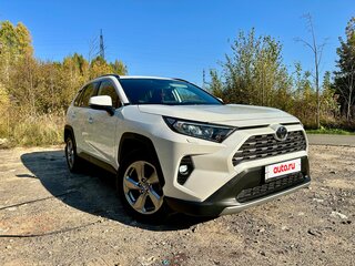 2019 Toyota RAV4 V (XA50), белый, 3170000 рублей, вид 3
