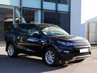 2018 Land Rover Discovery Sport I, чёрный, 2169900 рублей, вид 3