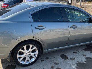 2007 Mitsubishi Galant IX Рестайлинг, серый, 600000 рублей, вид 4