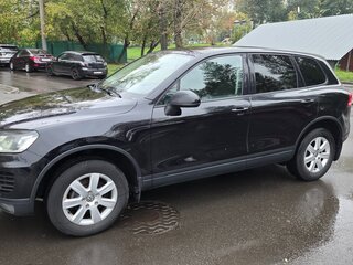 2016 Volkswagen Touareg II Рестайлинг, чёрный, 2450000 рублей, вид 1