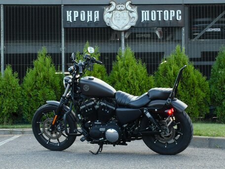 2021 Harley-Davidson Sportster 883, чёрный, 781125 рублей, вид 3